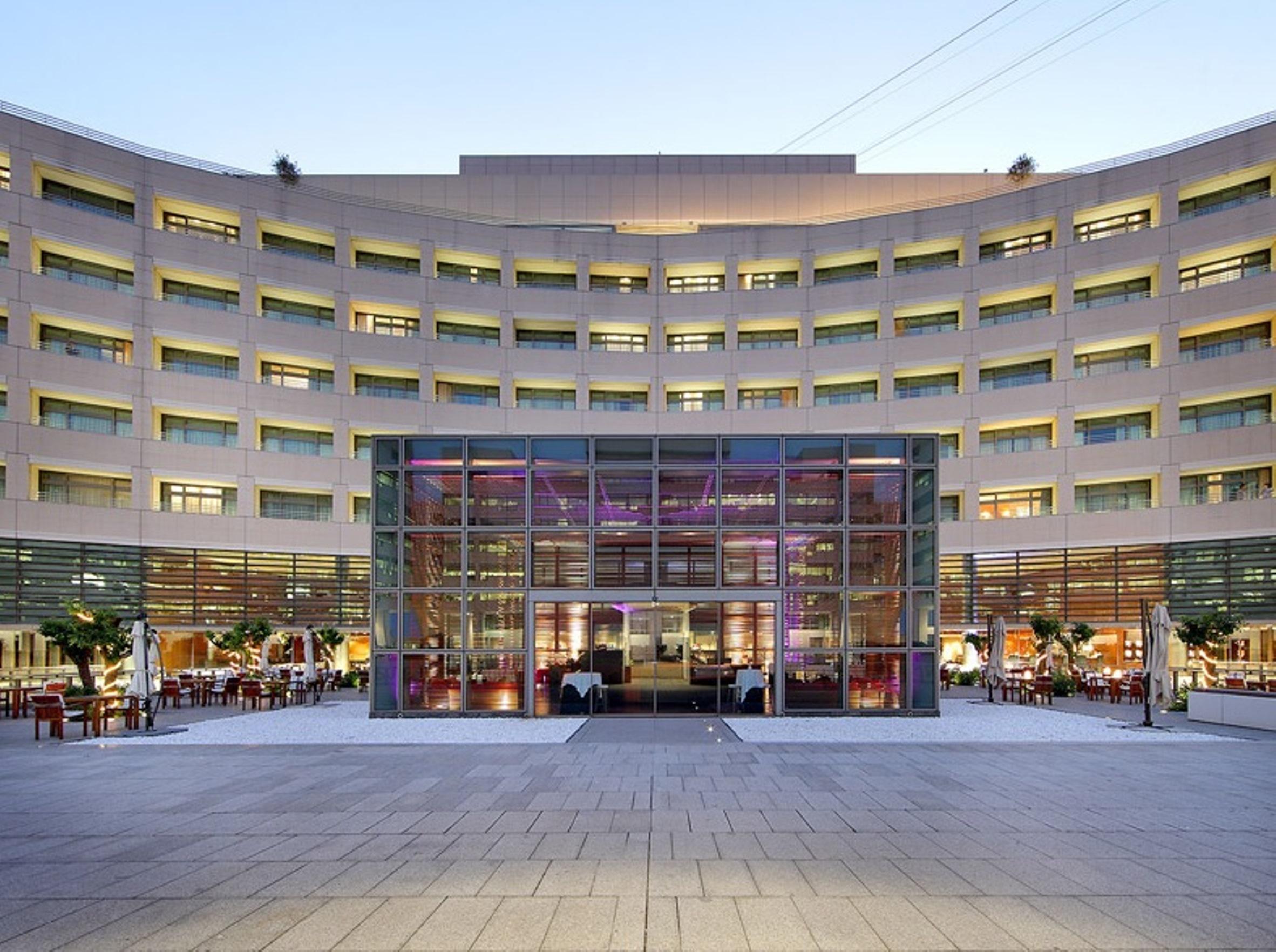 ยูโรสตาร์ แกรนด์ มารีน่า จีเอล โฮเต็ล Hotel บาร์เซโลนา ภายนอก รูปภาพ The Westin Athens