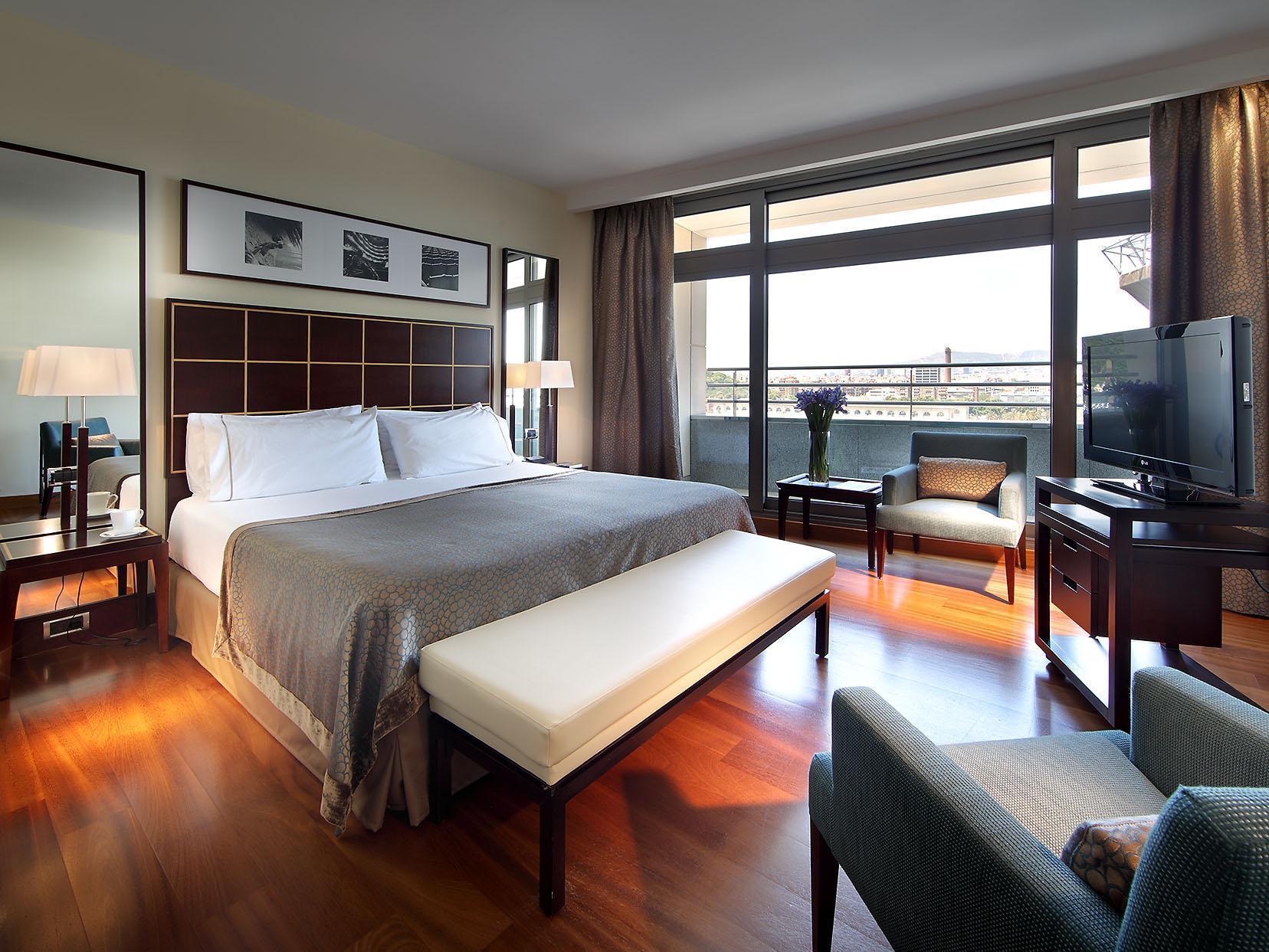ยูโรสตาร์ แกรนด์ มารีน่า จีเอล โฮเต็ล Hotel บาร์เซโลนา ภายนอก รูปภาพ Deluxe room